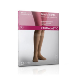 Farmalastic Media Corta Compresión Fuerte Punt Grande